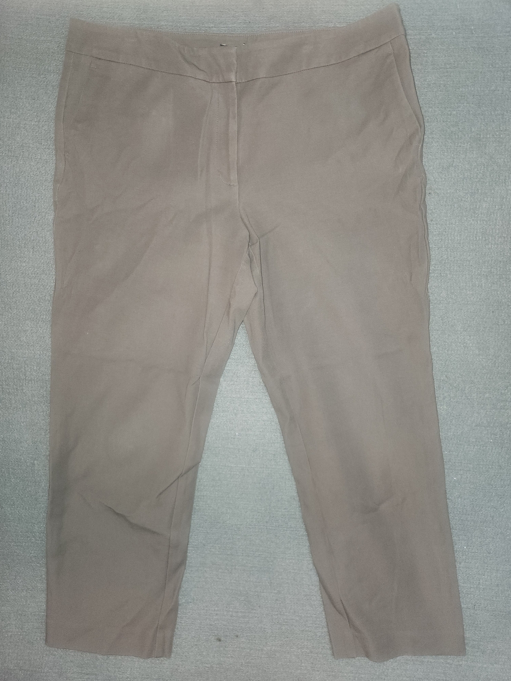 Ann Taylor's Tailored Straight-Leg Pants in Gray